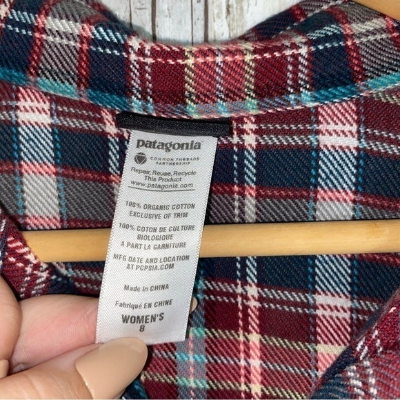 Patagonia Green & Red Plaid Organic Cotton Flannel Button Down - Picture 4 of 5